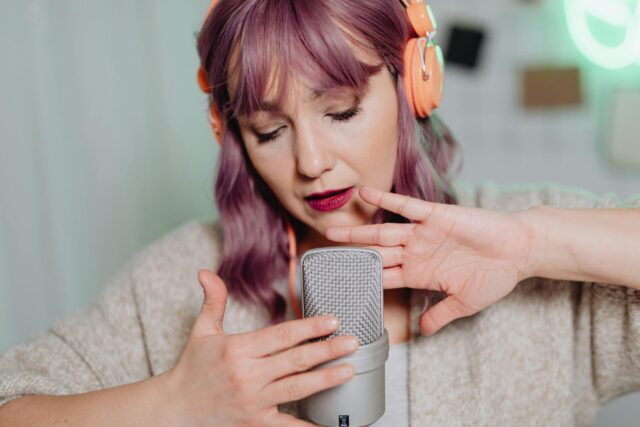 Speechelo Review: This A.I. Voiceover Tool Sounds Shockingly Human!